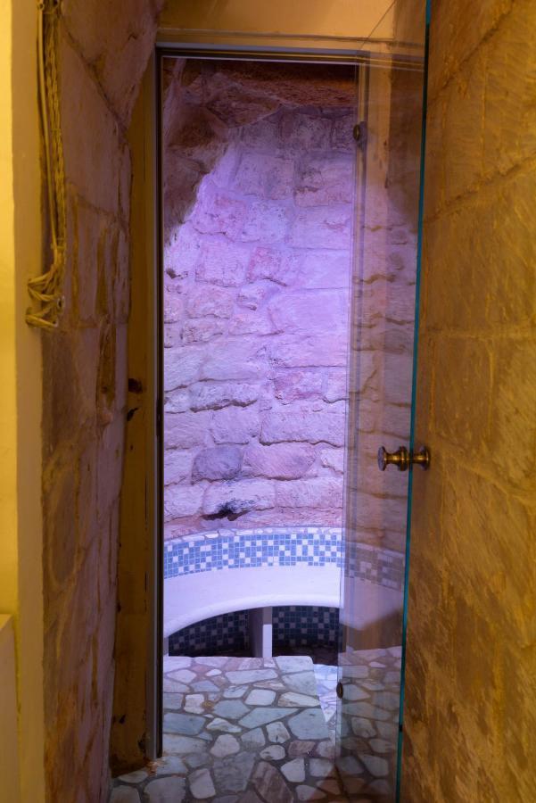 Cadelli Luxury Suite & Apartments Lecce Exterior photo