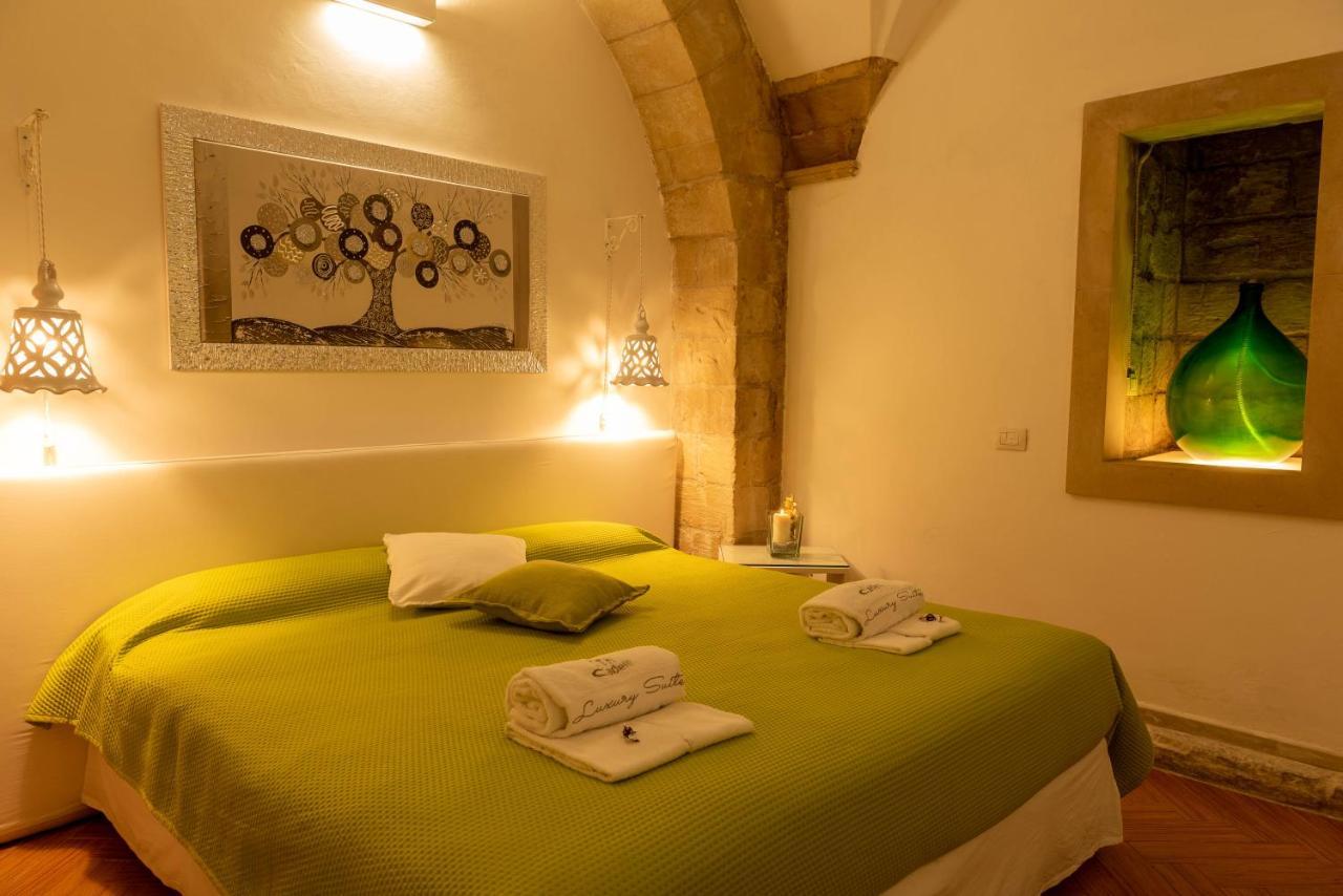 Cadelli Luxury Suite & Apartments Lecce Exterior photo