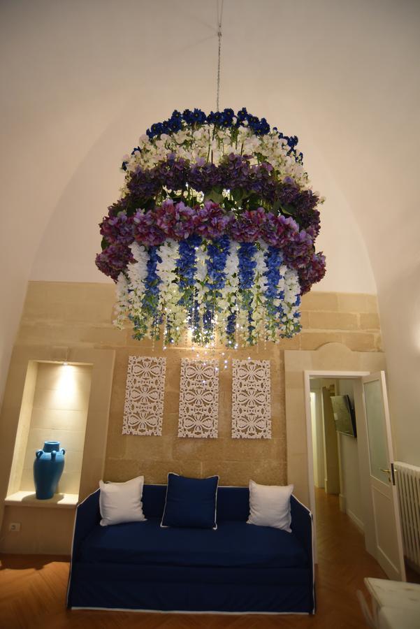 Cadelli Luxury Suite & Apartments Lecce Exterior photo